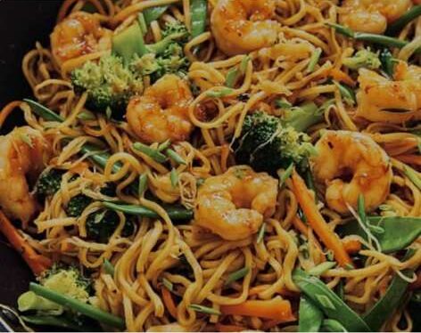 Chicken/Shrimp Chowmein